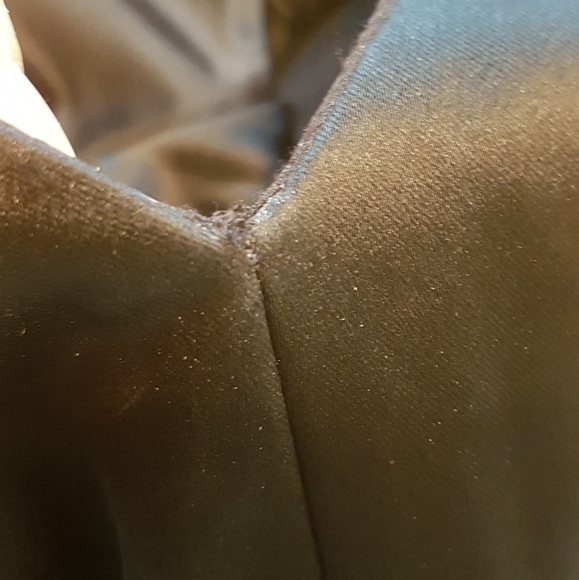 bebe- Cold Shoulder Dress - Picture 8 of 9